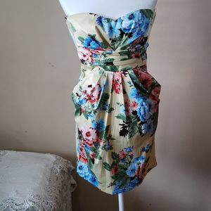 Teeze Me. Size 7. Strapless dress.